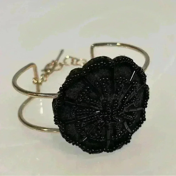 Nine West | Beaded Velvet Flower, Gold Tone Cuff Bracelet - Picture 1 of 4